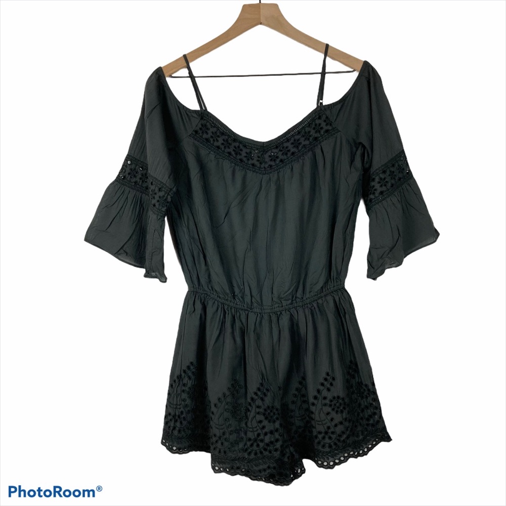 American Eagle eyelet detail 3/4 sleeve romper